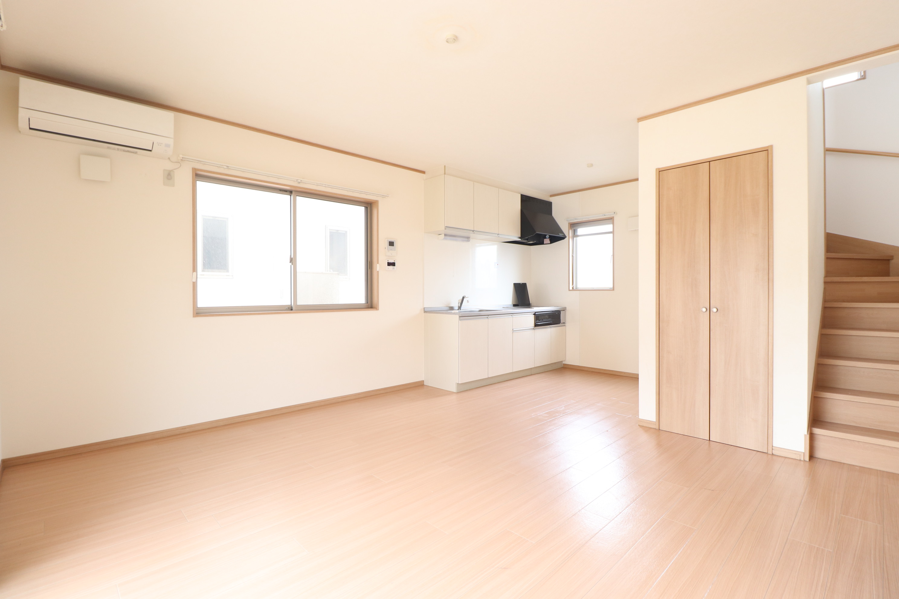 居室・リビング　12帖のリビング☆