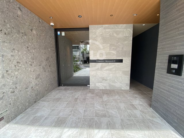 エントランス　アーバネックス新町II　エントランス