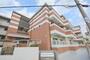 ＪＲ長瀬駅より徒歩7分 築7年 3階建の賃貸物件