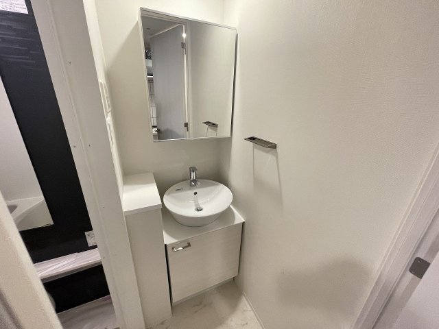 洗面設備　スペースが確保できる洗面所です