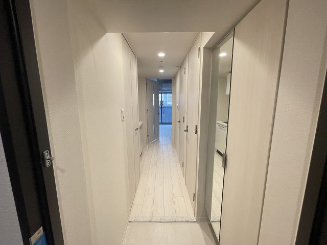 玄関　収納もある玄関です