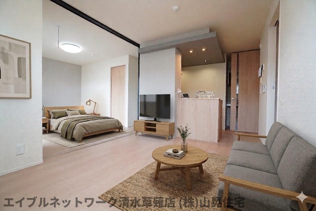 居室・リビング　家具備品はイメージで、実際の物件には含まれません