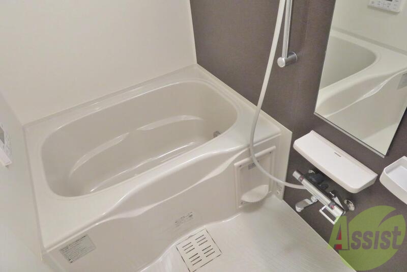 バス・シャワールーム　バスルームはこちら、追い炊き、浴室乾燥付き