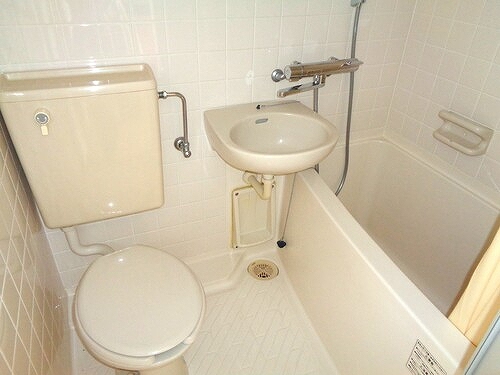 バス・シャワールーム　３点ユニットバス