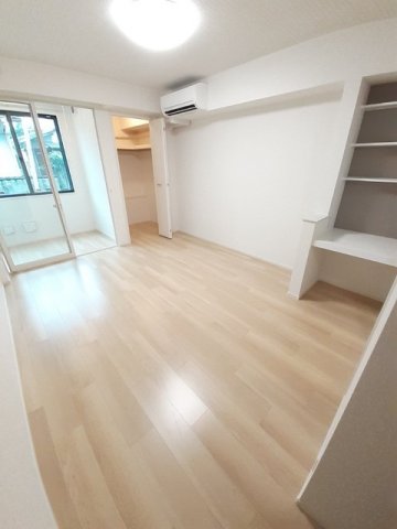 居室・リビング　内装です