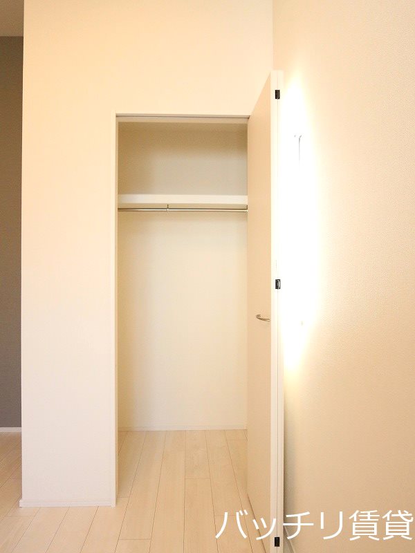 収納　同型タイプの為、現状を優先致します。