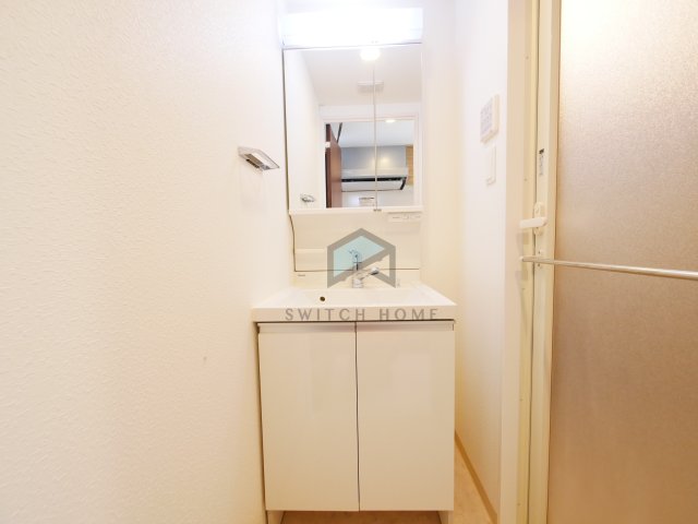 洗面設備　朝の身支度には欠かせない独立洗面化粧台