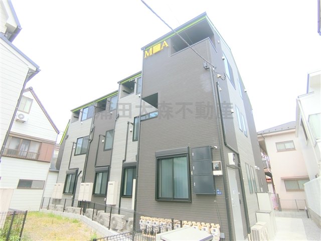 建物外観　2019年11月築　木造地上3階建て 東京都大田区南六郷2丁