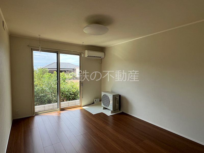 WEST FIELDの居間写真