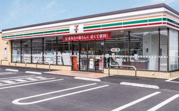 コンビニ　セブンイレブン江東佐賀1丁目店（コンビニ）まで181m