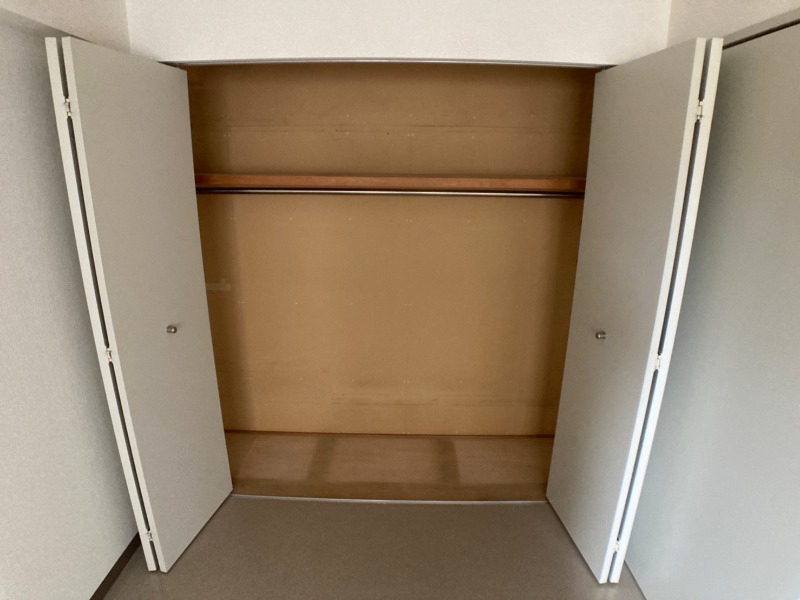 収納　奥行きもあり、荷物が多い方でも安心です。