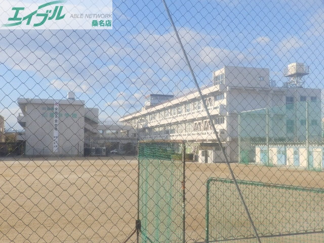 中学校　川越町立川越中学校（中学校）まで414m