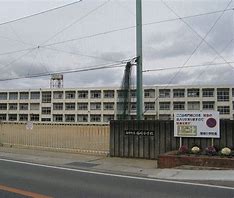 中学校　福崎町立福崎西中学校（中学校）まで1079m