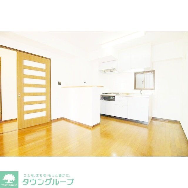 居室・リビング　※別部屋参考写真です