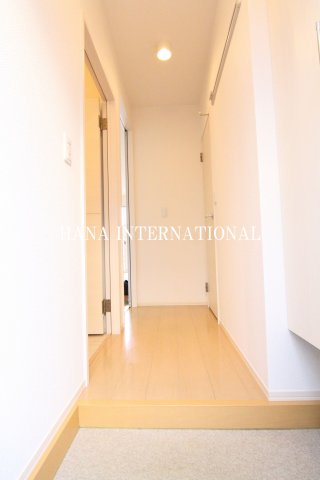 東京メトロ東西線 南行徳駅 徒歩11分 2階建 築19年の玄関写真