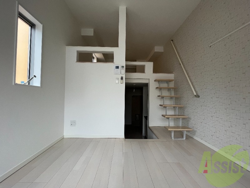 その他部屋・スペース　別角度から洋室を撮影しました。イメージは掴めますか。