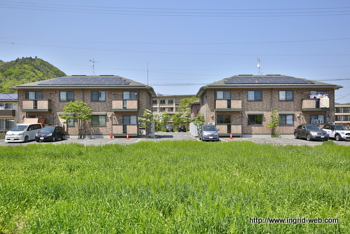 【千曲市上山田温泉のアパートの建物外観】