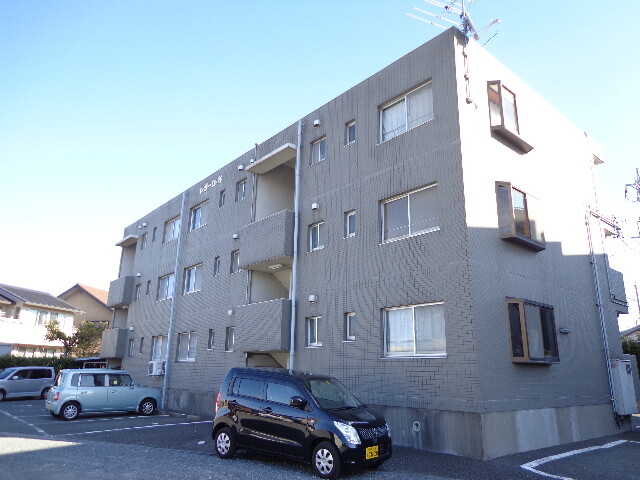 静岡県浜松市中央区松小池町（アパート）の賃貸物件の外観