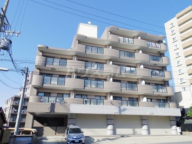 名古屋市天白区平針のマンションの建物外観