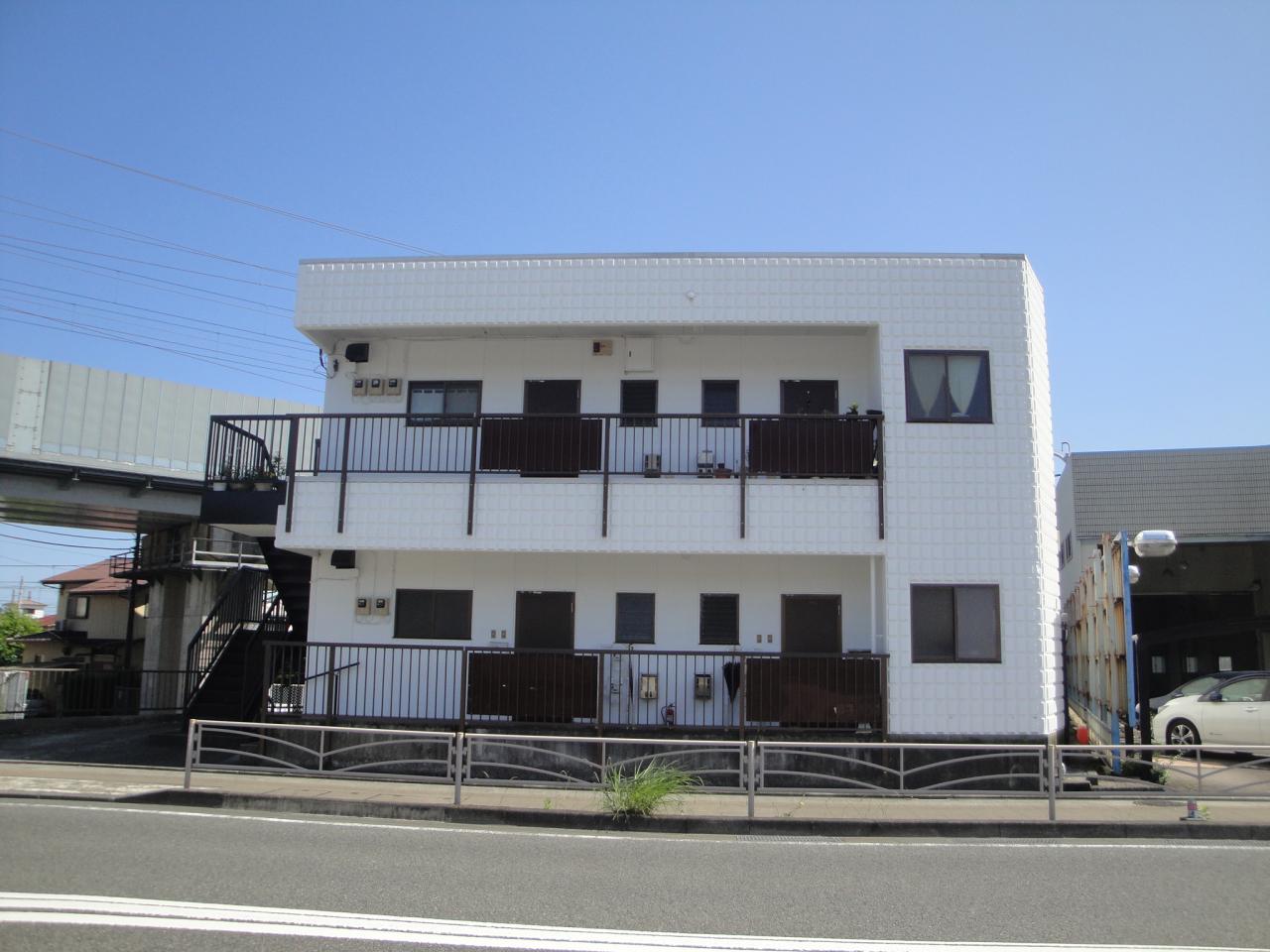 小田原市板橋のマンションの建物外観