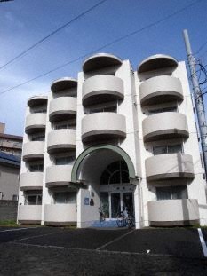 札幌市中央区北三条西のマンションの建物外観