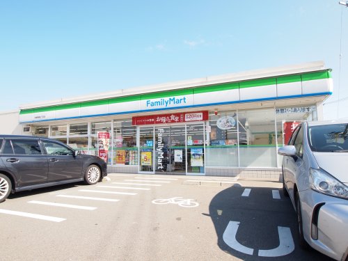 コンビニ　ファミリーマート 宗像東郷五丁目店（コンビニ）まで243m