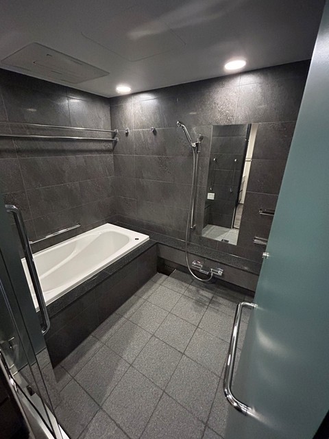 バス・シャワールーム　バス