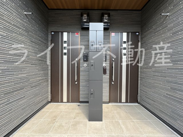 玄関　シンプルで使いやすい玄関です