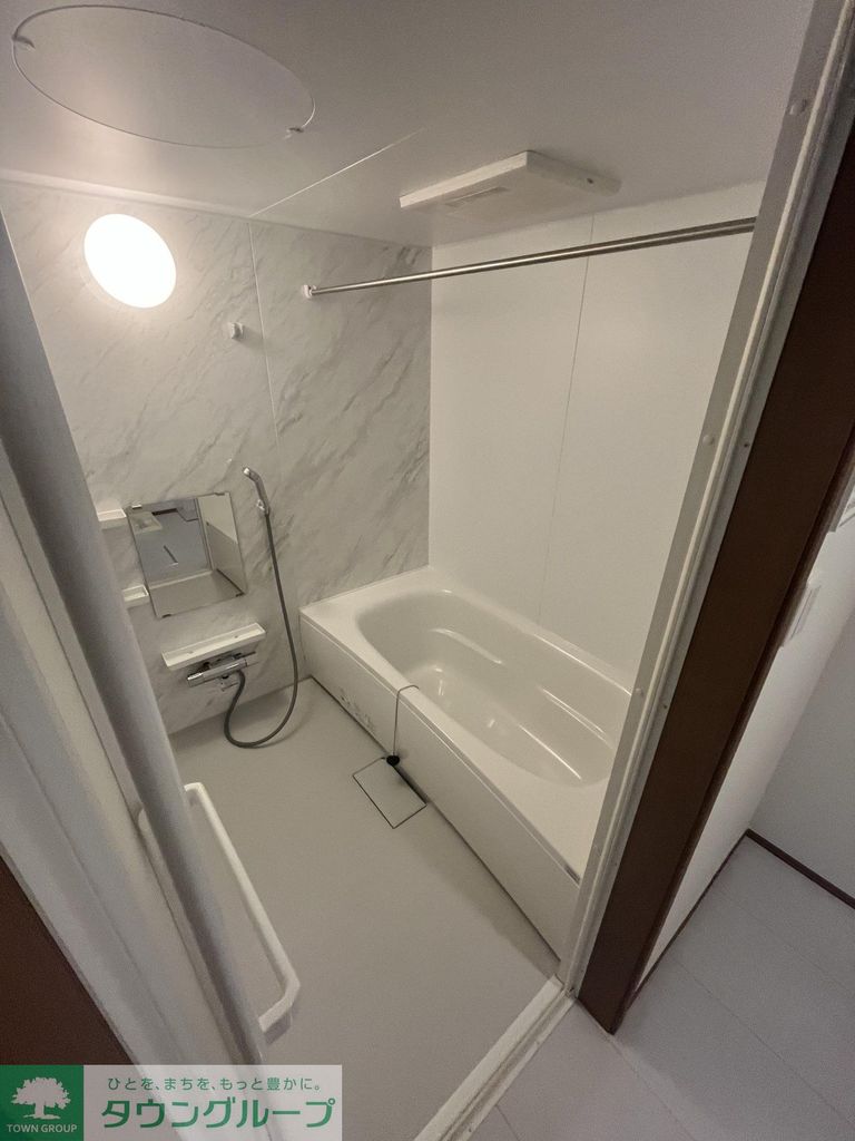 バス・シャワールーム　バス