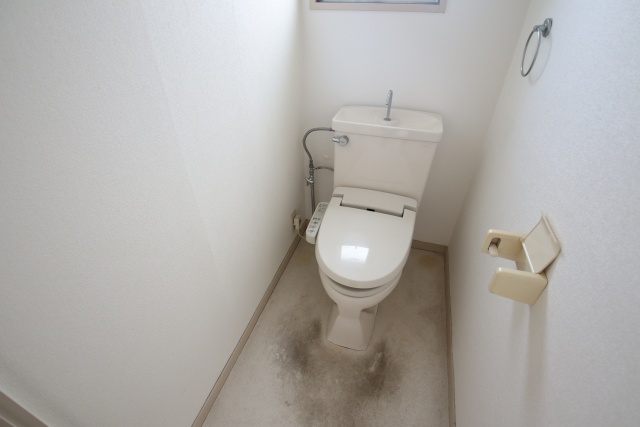 トイレ　※参考写真です。現状優先となります。