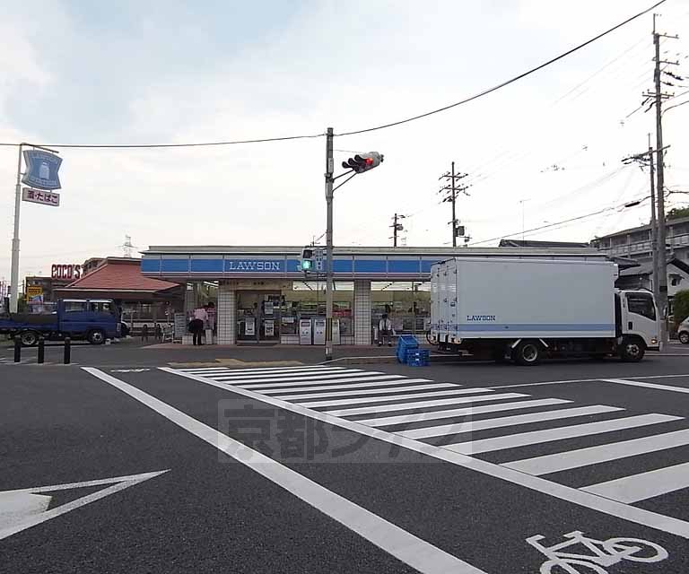 コンビニ　ローソン田辺同志社前店（コンビニ）まで295m