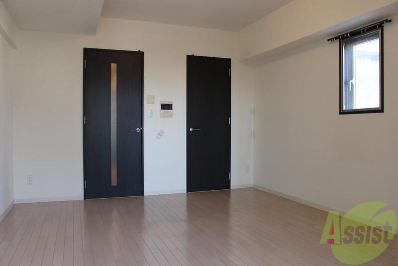 居室・リビング　角部屋ならではの２面採光