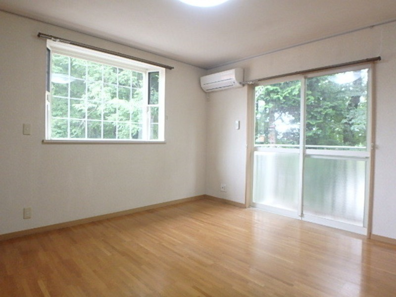 居室・リビング　図面と現状に相違がある場合には現状を優先