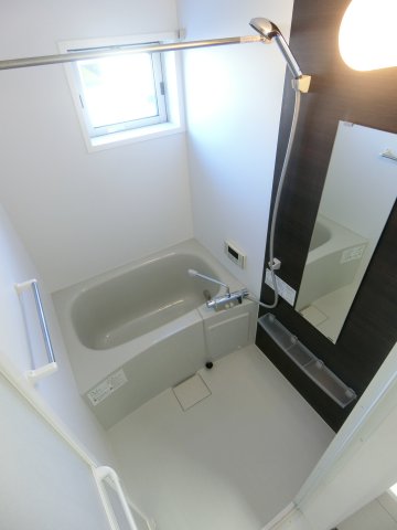 バス・シャワールーム　イメージ写真102号室
