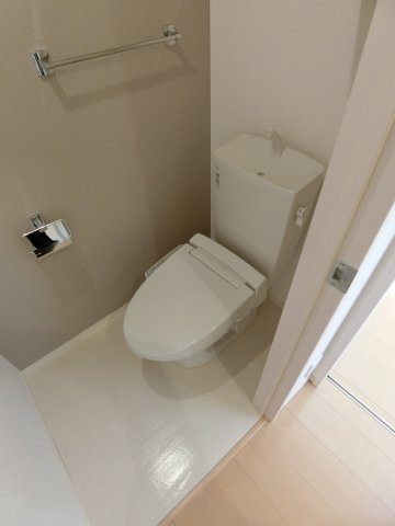 トイレ　イメージ写真102号室