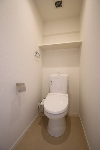 トイレ　類似別物件の写真です