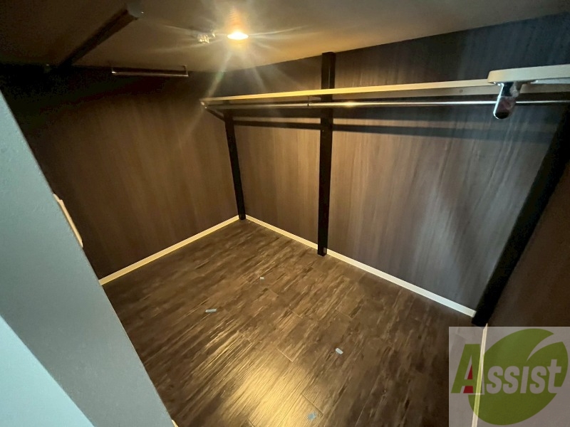 収納　洋室にはクローゼットがあるのですっきり片付きそうです。