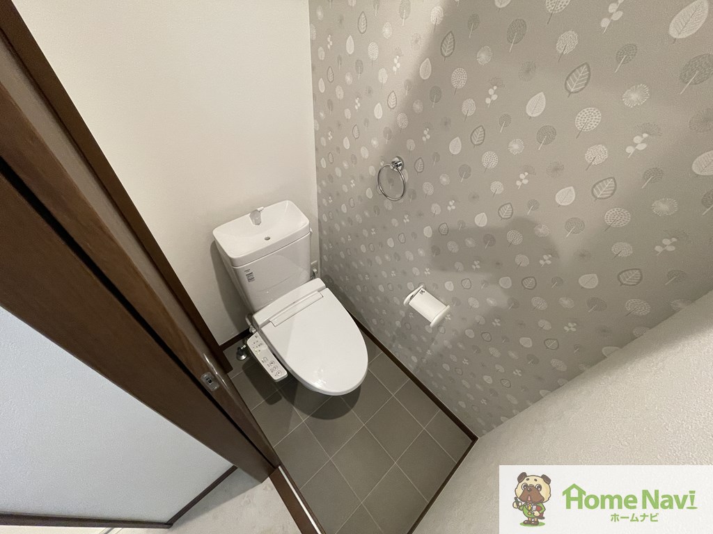 トイレ　ウォシュレット付き