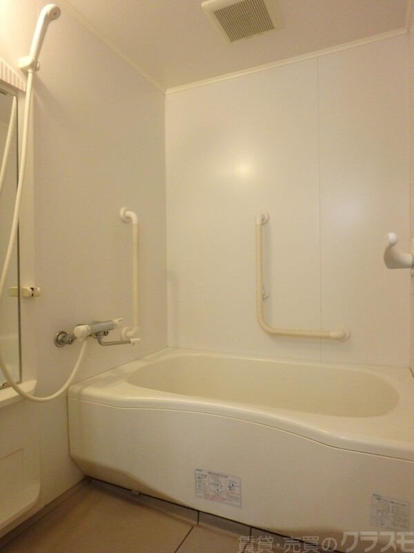バス・シャワールーム　大きくてきれいなお風呂です♪