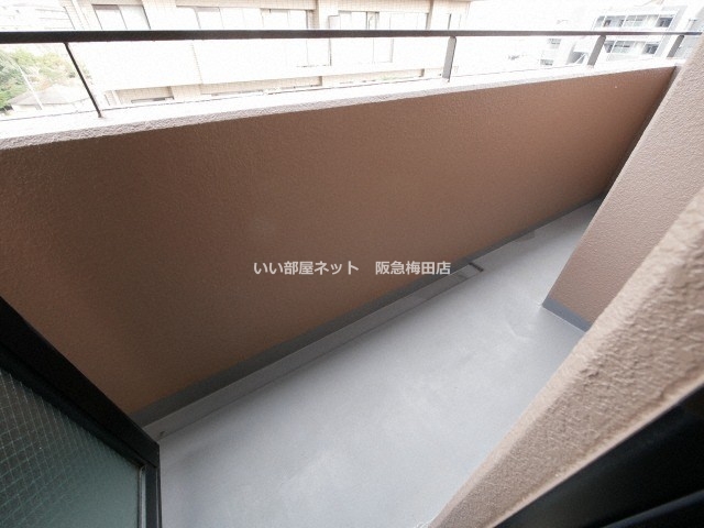 バルコニー　画像と現状が異なる場合は現状優先となります。