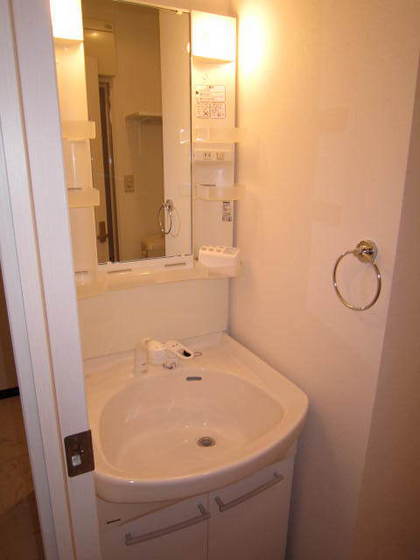 洗面設備　※別室の写真です