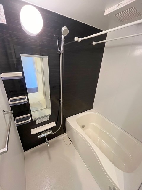 バス・シャワールーム　追い炊き機能付きバス