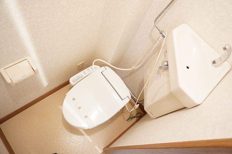 トイレ　トイレ