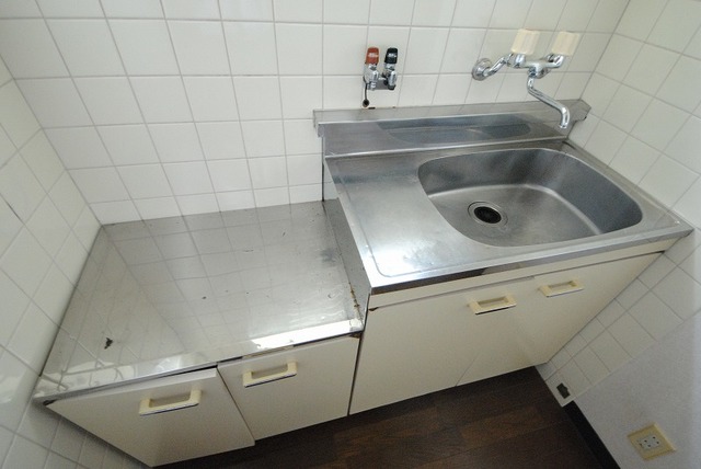 キッチン　写真は１０２号室