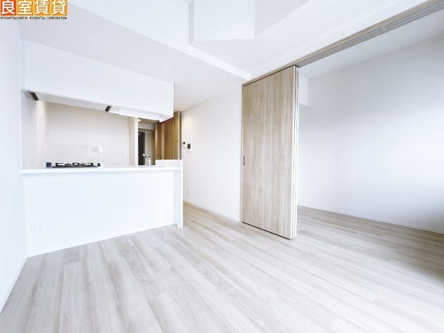 居室・リビング　LDK8.7帖