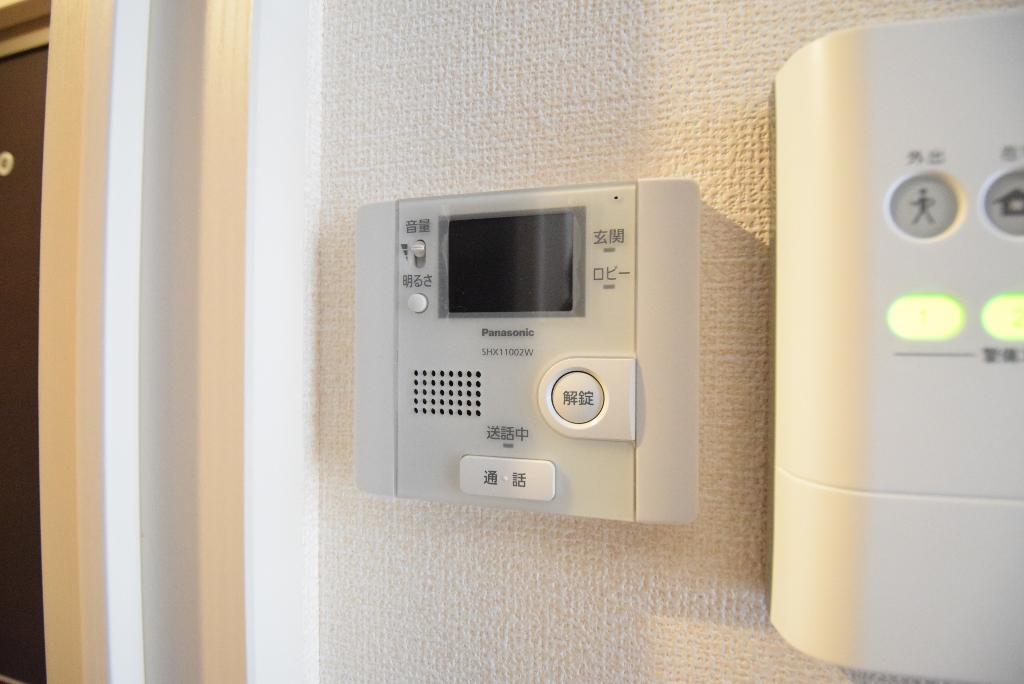 セキュリティ　カメラ付インターホン