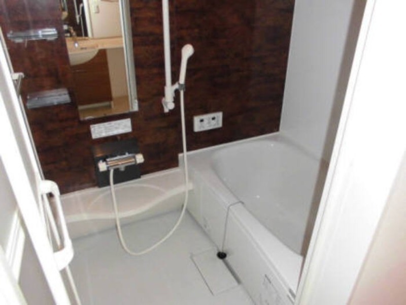 バス・シャワールーム　図面と現状に相違がある場合には現状を優先