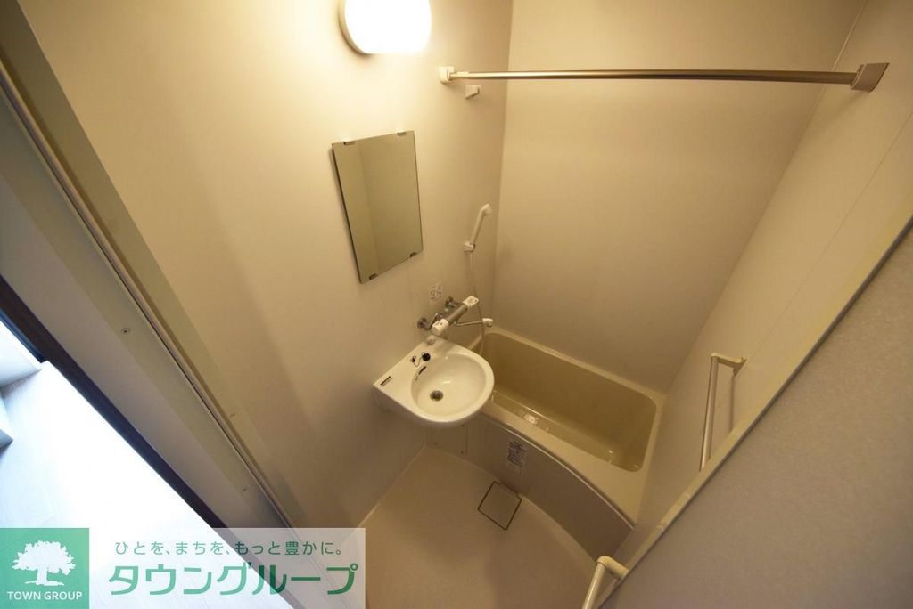 バス・シャワールーム　バス