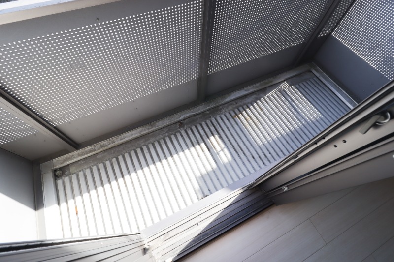 バルコニー　図面と現状に相違がある場合には現状を優先