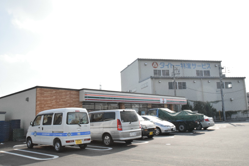 コンビニ　セブンイレブン（コンビニ）まで350m